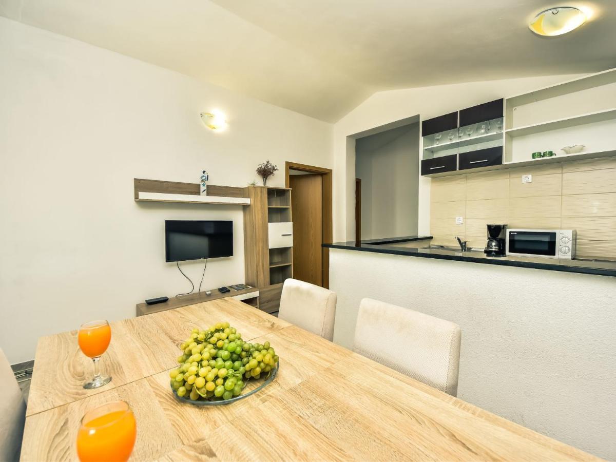 Holiday Home Marijana By Interhome Maslenica Exterior photo